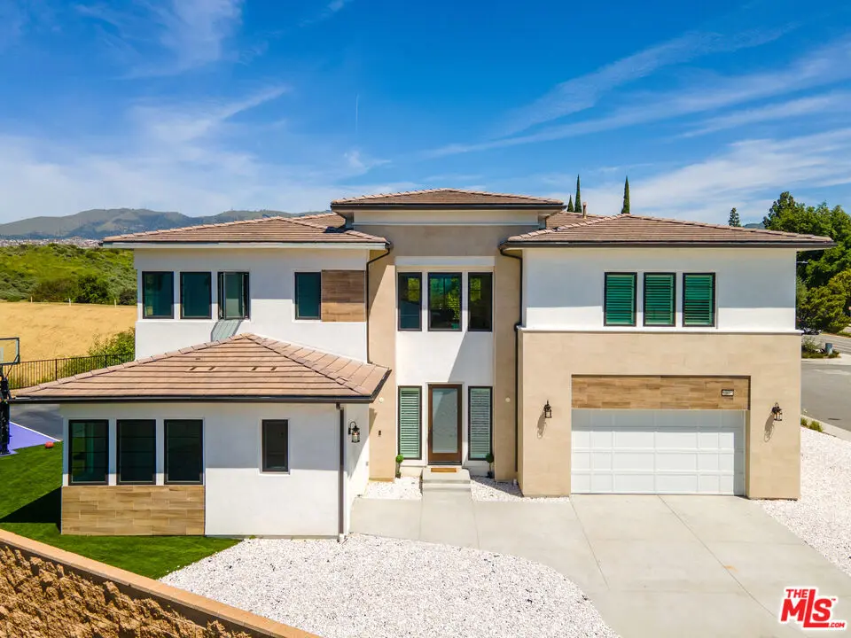 10615 Wood Briar Court, Chatsworth, CA — listing photo 1