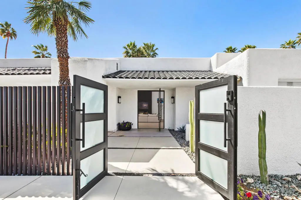 Residential Lease for rent at 45635 Camino Del Rey, Indian Wells, Riverside County, CA featuring 2 beds and 5 baths