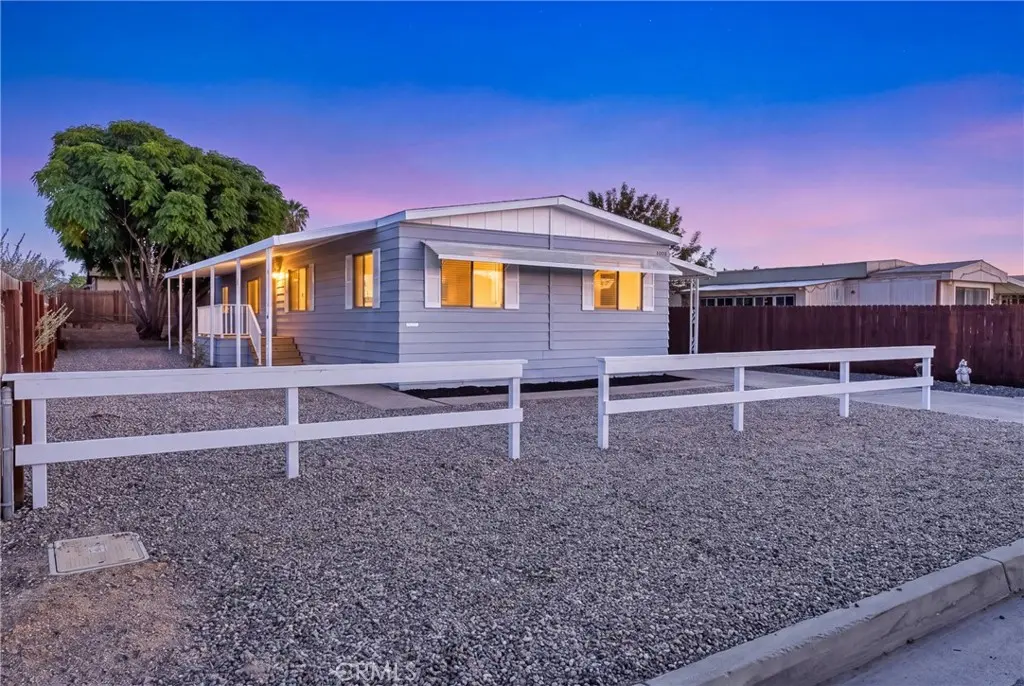 22742 Porter, Nuevo, CA — listing photo 1