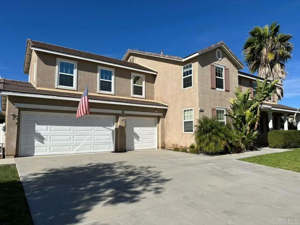 Single Family Residence for rent at 30194 Loretta Avenue, Menifee, CA featuring 5 beds and 4 baths