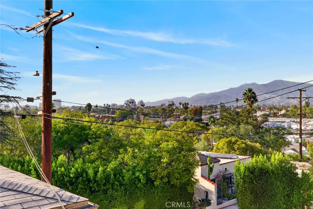 1440 Verd Oaks Dr A, Glendale, CA — listing photo 1