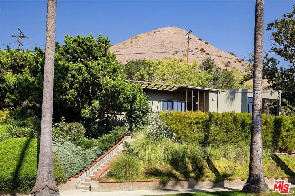 1011 W Mountain Street, Glendale, CA — listing photo 1