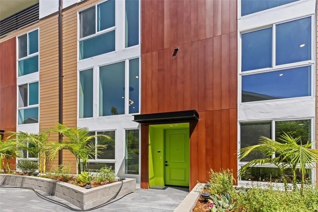 176 N Catalina Avenue 103, Pasadena, CA — listing photo 1