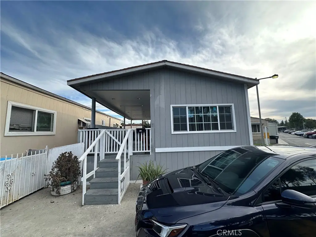 6656 Rosecrans Ave. N26, Paramount, CA — listing photo 1