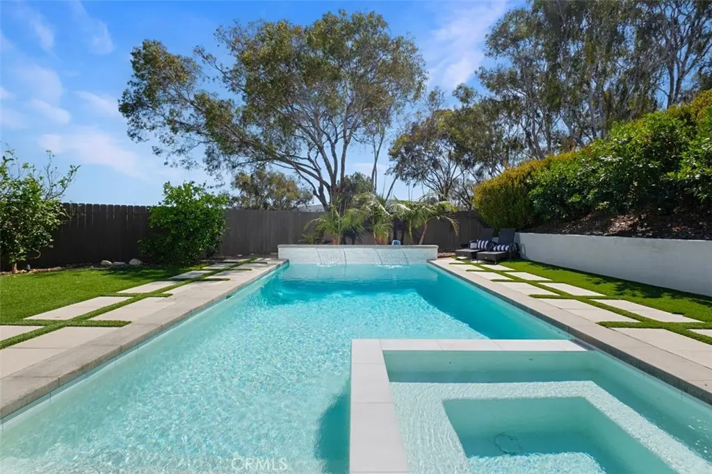 2886 Calle Heraldo, San Clemente, CA — listing photo 1