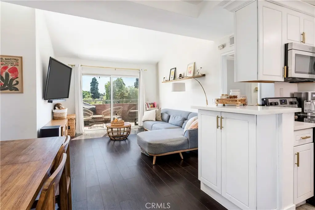 2507 E 15th, Long Beach, CA — listing photo 1