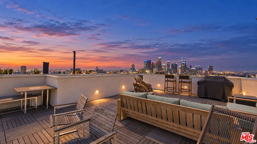 1035 White Knoll Drive, Los Angeles, CA — listing photo 1