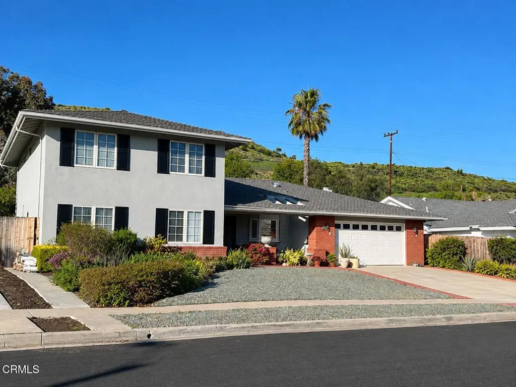 Residential Lease for rent at , Thousand Oaks, Ventura County, CA featuring 5 beds and 3 baths