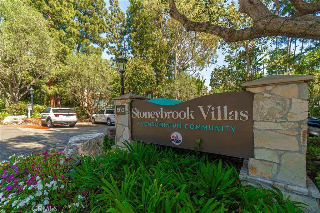 576 N Bellflower 222, Long Beach, CA — listing photo 1