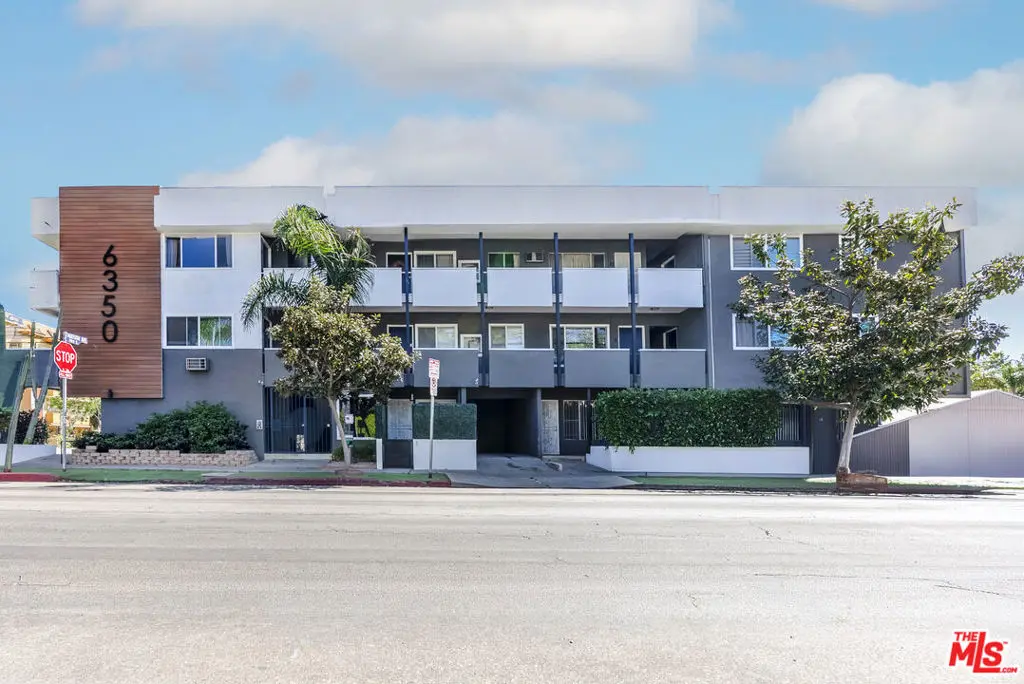 Condominium for rent at 6350 Willoughby Avenue 11, Los Angeles, CA featuring 1 bed and 1 bath