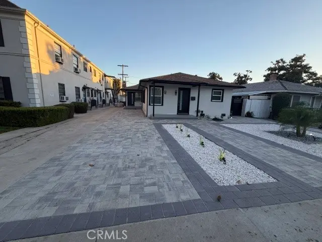 1454 E Wilson, Glendale, CA — listing photo 1
