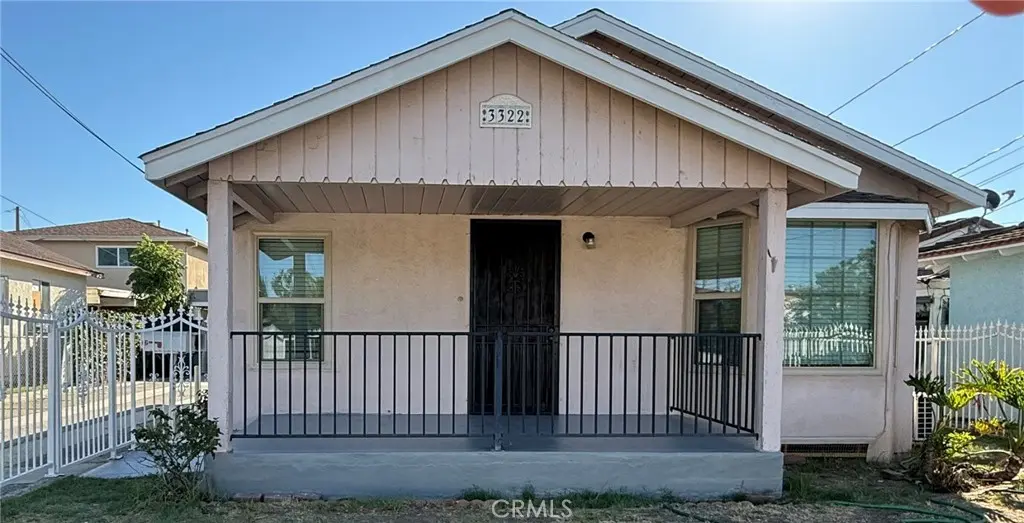 Duplex for rent at 3322 Charlotte Ave, Rosemead, CA featuring 2 beds and 1 bath