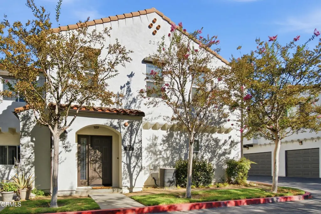 238 March Street 2, Santa Paula, CA — listing photo 1