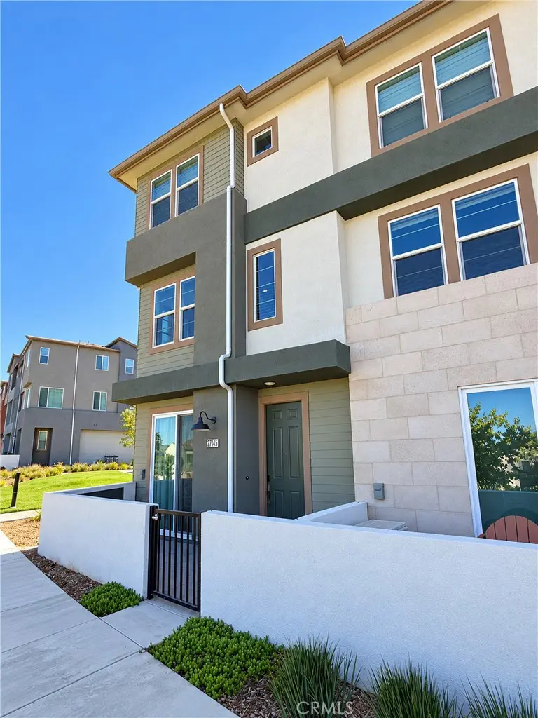 27145 Valley Oak, Valencia, CA — listing photo 1