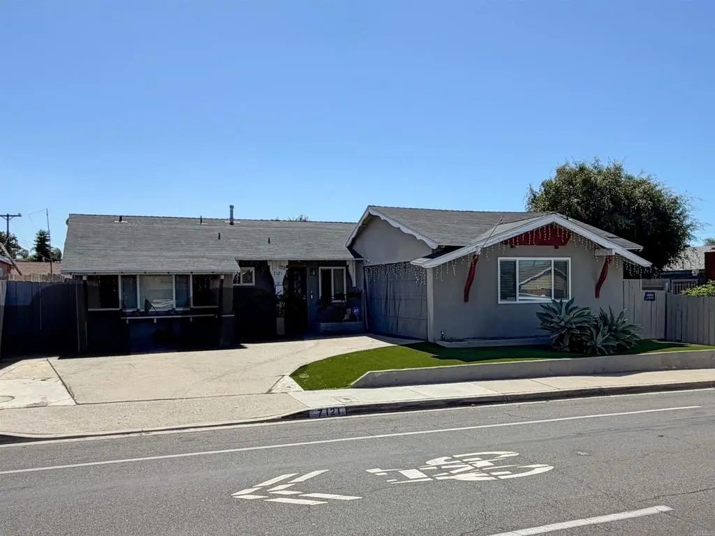 7121 Skyline DR, San Diego, CA — listing photo 1