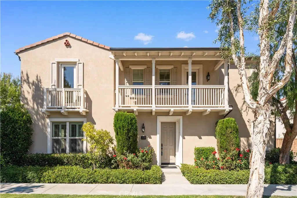 Condominium for rent at 115 Hollow Tree, Irvine, CA featuring 4 beds and 4 baths