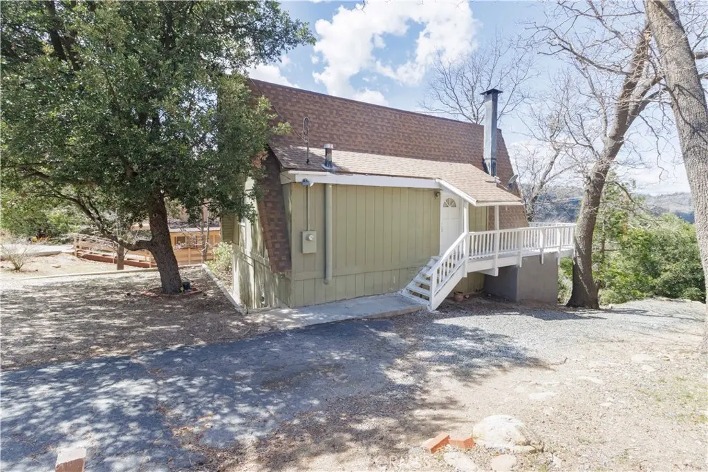 1415 Golden Rule Lane, Lake Arrowhead, CA — listing photo 1