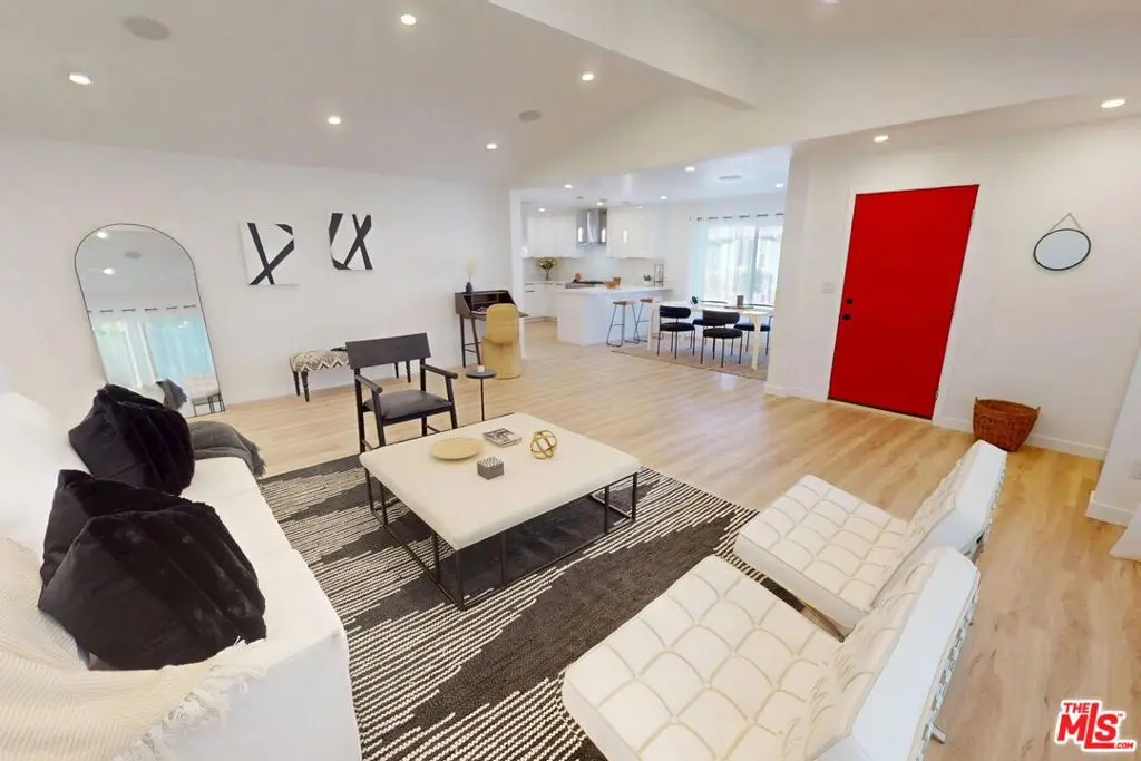 1113 Mohawk, Topanga, CA — listing photo 1