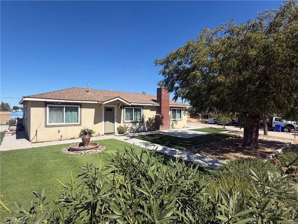 15166 Dos Palmas, Victorville, CA — listing photo 1