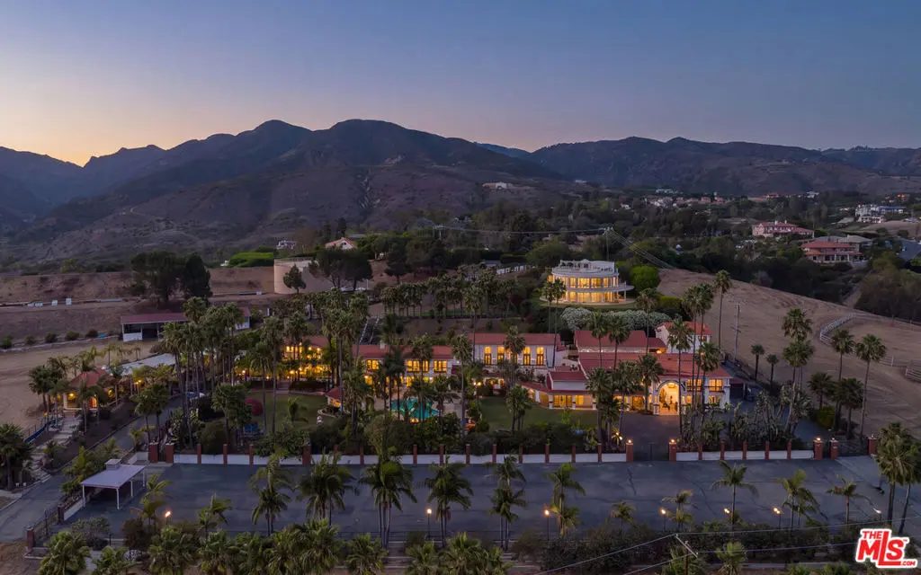 29057 Pacific Coast Highway Highway, Malibu, CA — listing photo 1
