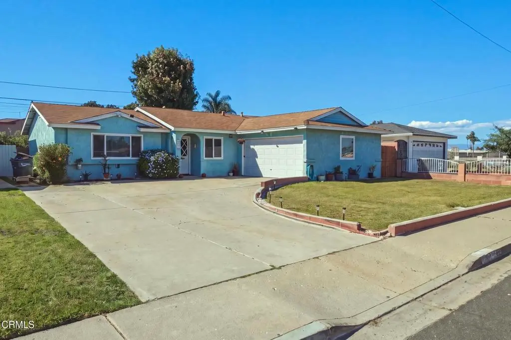4035 Del Mar Place, Oxnard, CA — listing photo 1