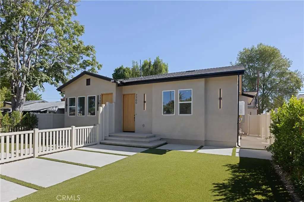 7700 Lasaine Avenue, Northridge, CA — listing photo 1