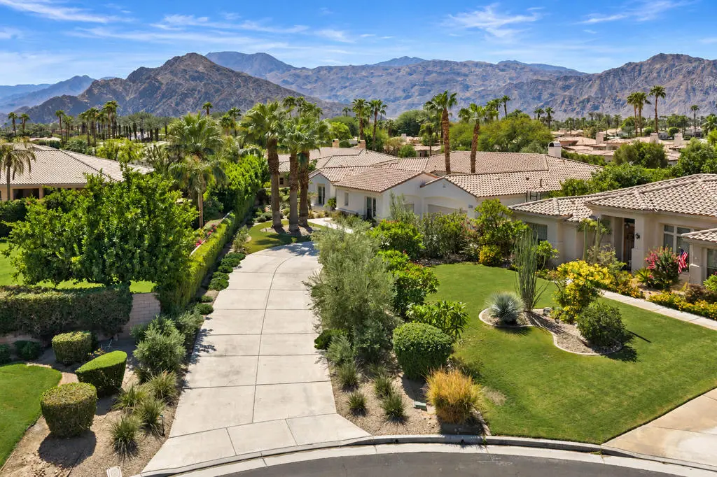Single Family Residence for rent at 49615 Rancho San Francisquito, La Quinta, CA featuring 4 beds and 5 baths