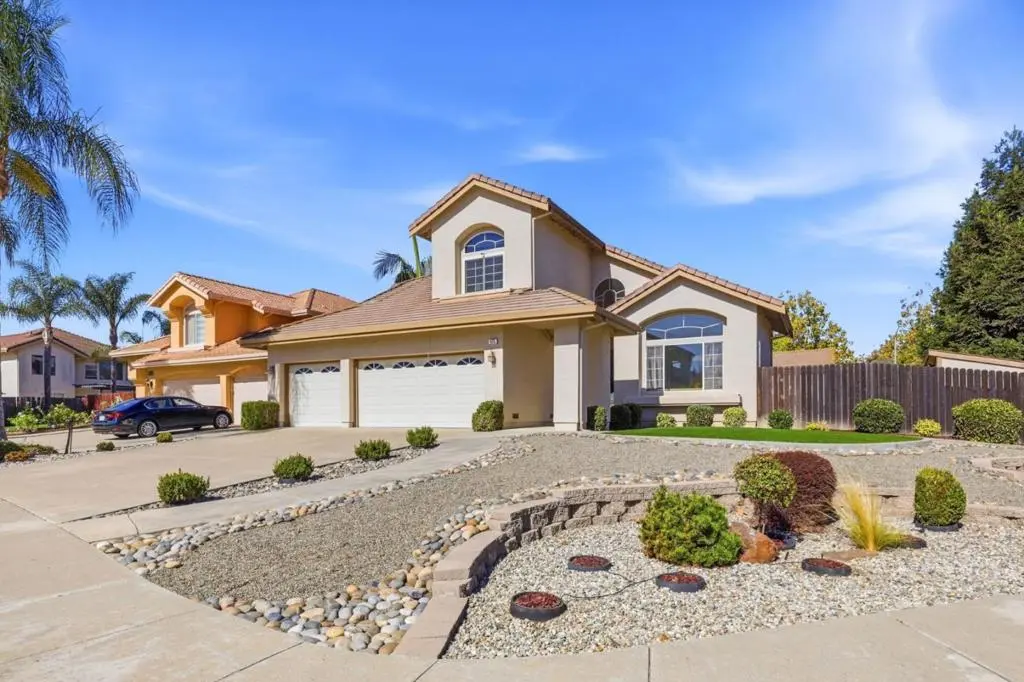Single Family Residence for sale at 475 Calle Asta, Morgan Hill, CA featuring 4 beds and 3 baths