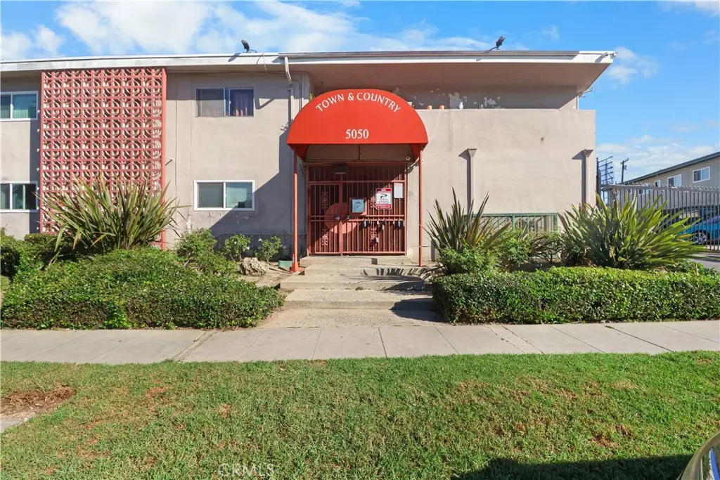 5050 Linden 94, Long Beach, CA — listing photo 1