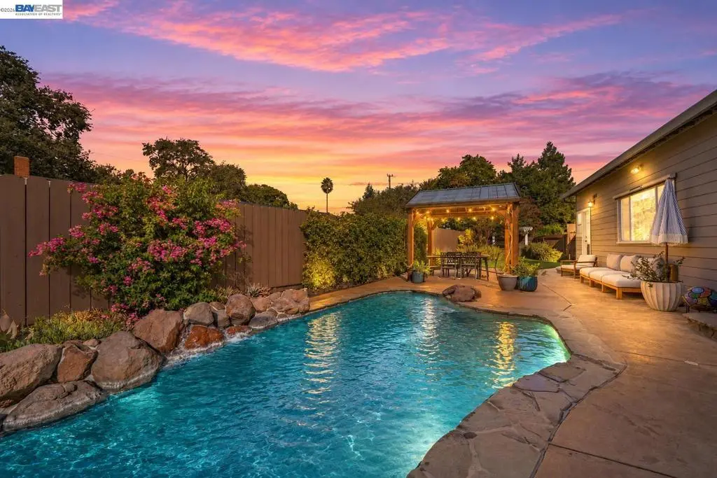 Single Family Residence for sale at 1949 Hollis Ct, Concord, CA featuring 4 beds and 4 baths