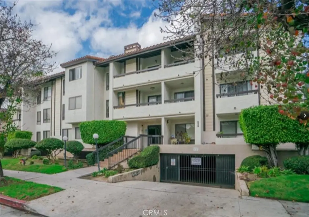 339 W Wilson 305, Glendale, CA — listing photo 1