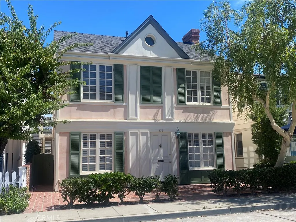 122 Crystal, Newport Beach, CA — listing photo 1