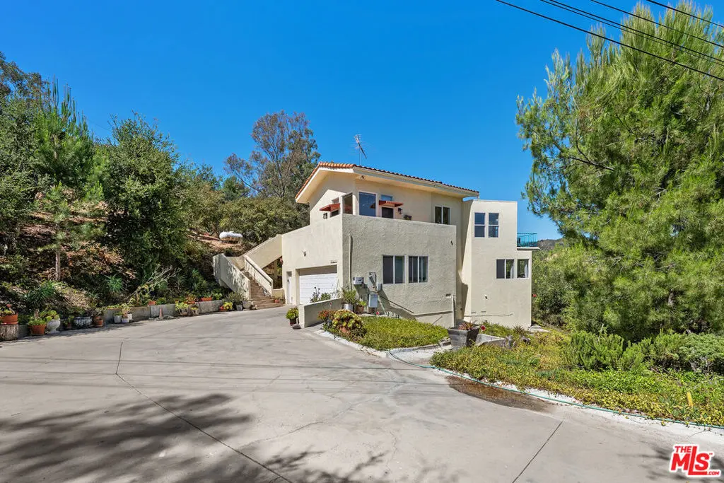 20609 Callon Drive, Topanga, CA — listing photo 1