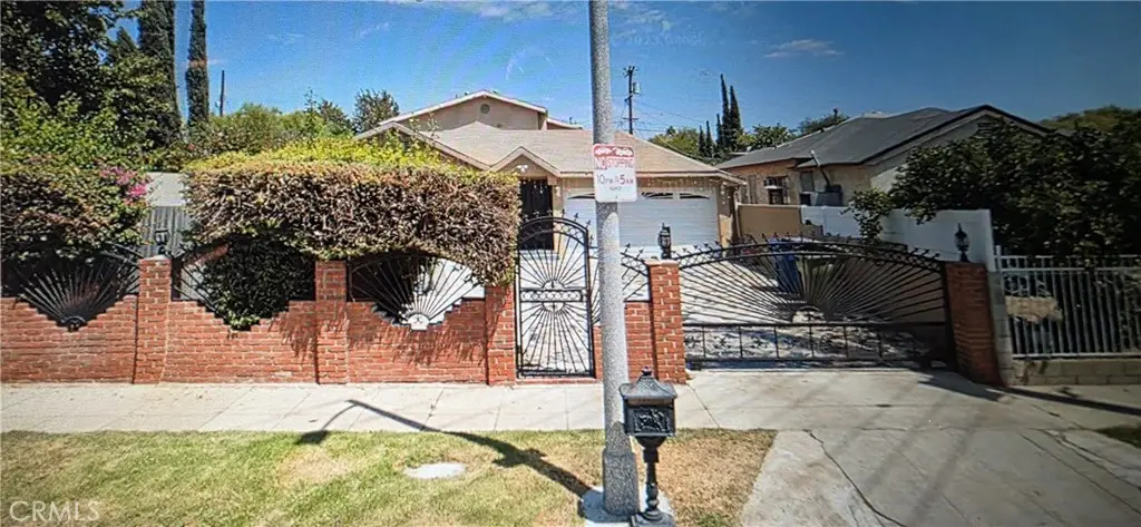 6732 Farmdale, North Hollywood, CA — listing photo 1