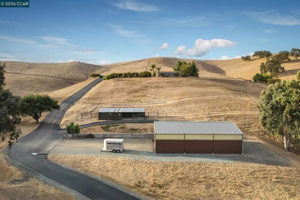 Residential for sale at 7450 Johnston Rd, Danville, CA featuring 3 beds and 2 baths