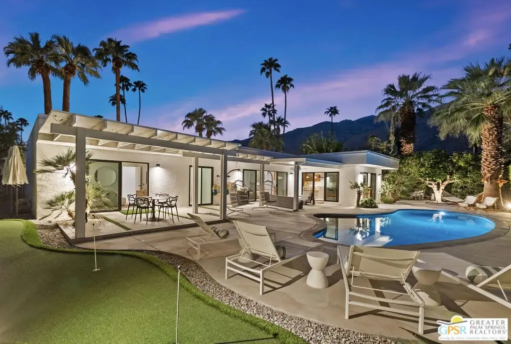1100 E Marion Way, Palm Springs, CA — listing photo 1