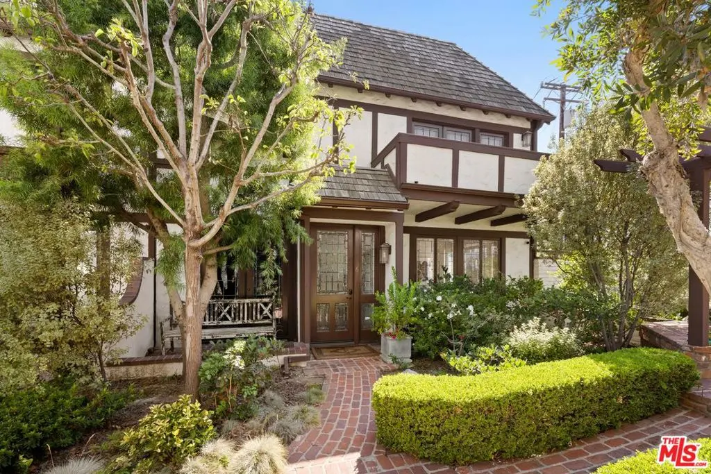 Townhouse for sale at 123 Georgina Avenue 6, Santa Monica, Los Angeles County, CA featuring 4 beds and 4 baths