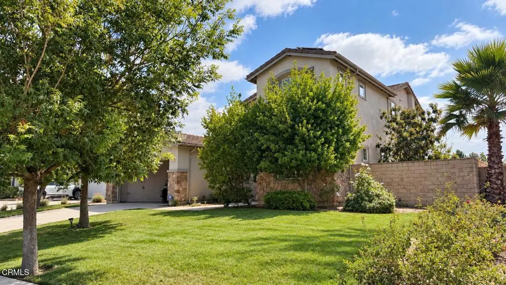 62 W Avenida De Los Arboles, Thousand Oaks, CA — listing photo 1