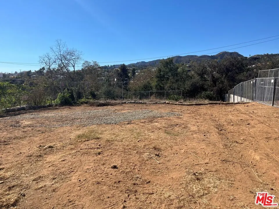 665 Las Lomas Avenue, Pacific Palisades, CA — listing photo 1