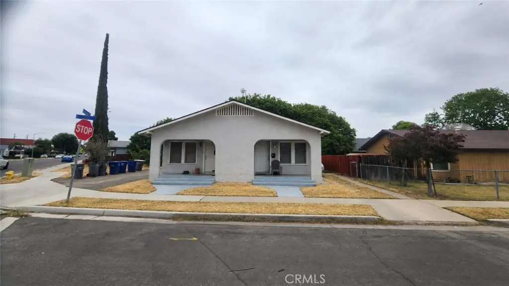 Duplex for sale at 450 N 6th, Coalinga, CA