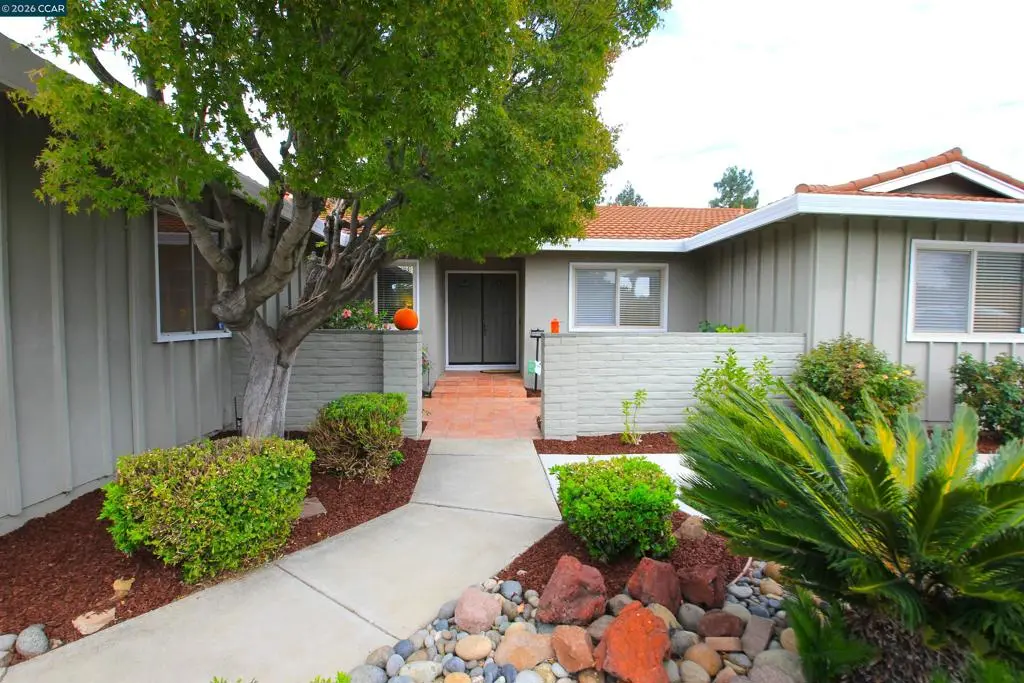 Single Family Residence for sale at 1784 Claycord Ave, Concord, CA featuring 4 beds and 2 baths