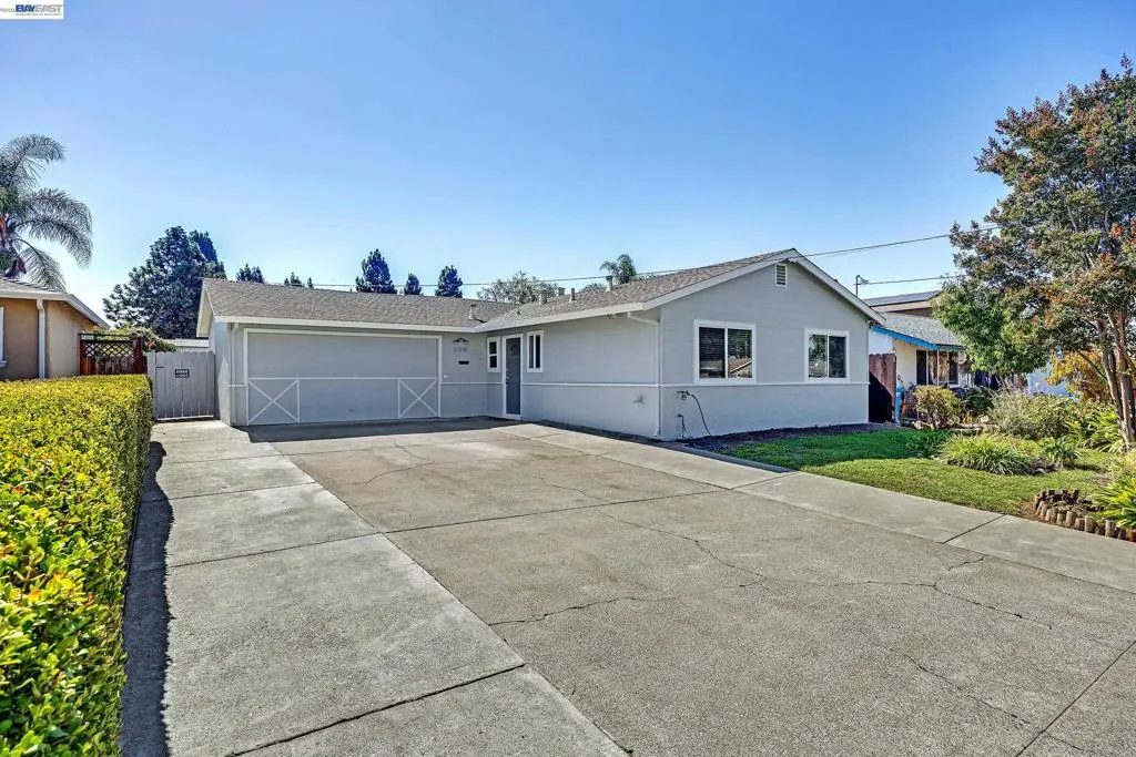 Single Family Residence for sale at 135 Teddy Drive, Union City, CA featuring 3 beds and 2 baths