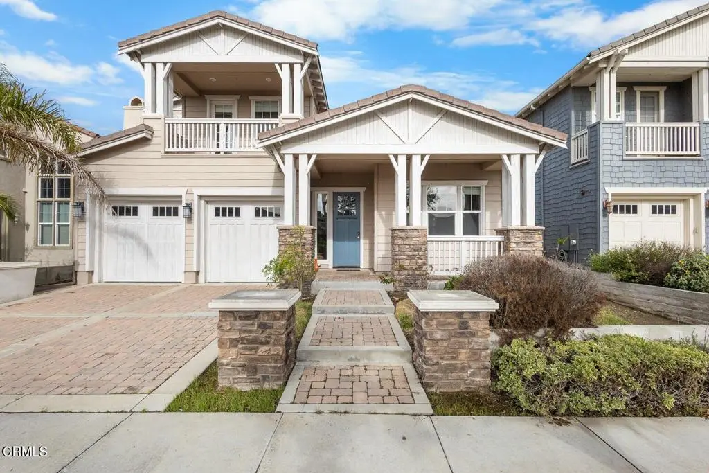 3917 W Hemlock Street, Oxnard, CA — listing photo 1