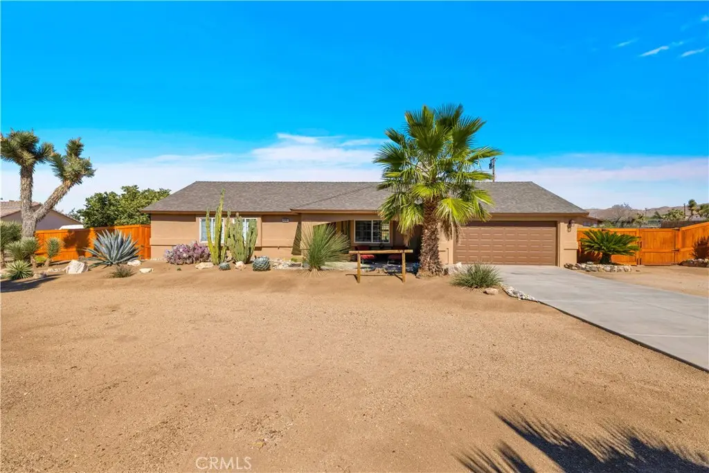 8783 San Vicente Drive, Yucca Valley, CA — listing photo 1