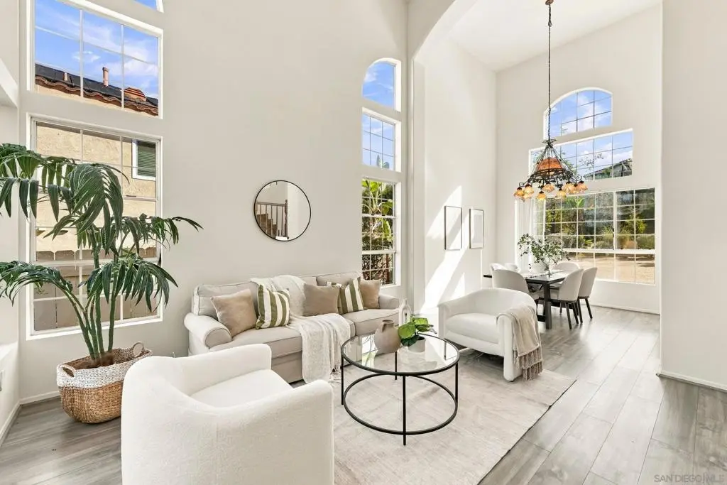 Single Family Residence for sale at 556 Parkside Dr, Chula Vista, CA featuring 5 beds and 3 baths