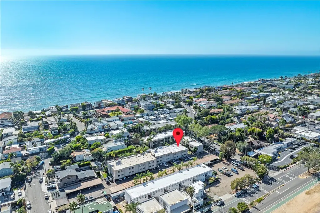 127 W Glaucus Street B, Encinitas, CA — listing photo 1