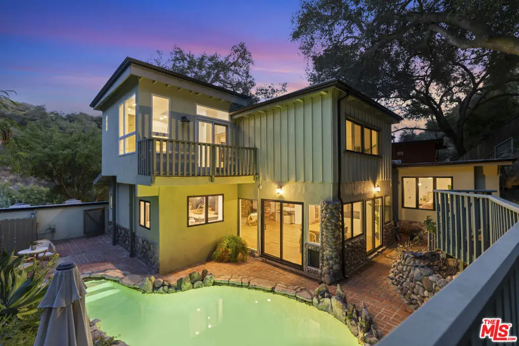 1367 Oakwood Drive, Topanga, CA — listing photo 1