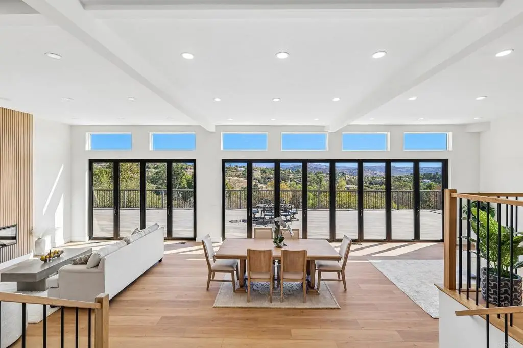 3642 Alta Vista Drive, Fallbrook, CA — listing photo 1
