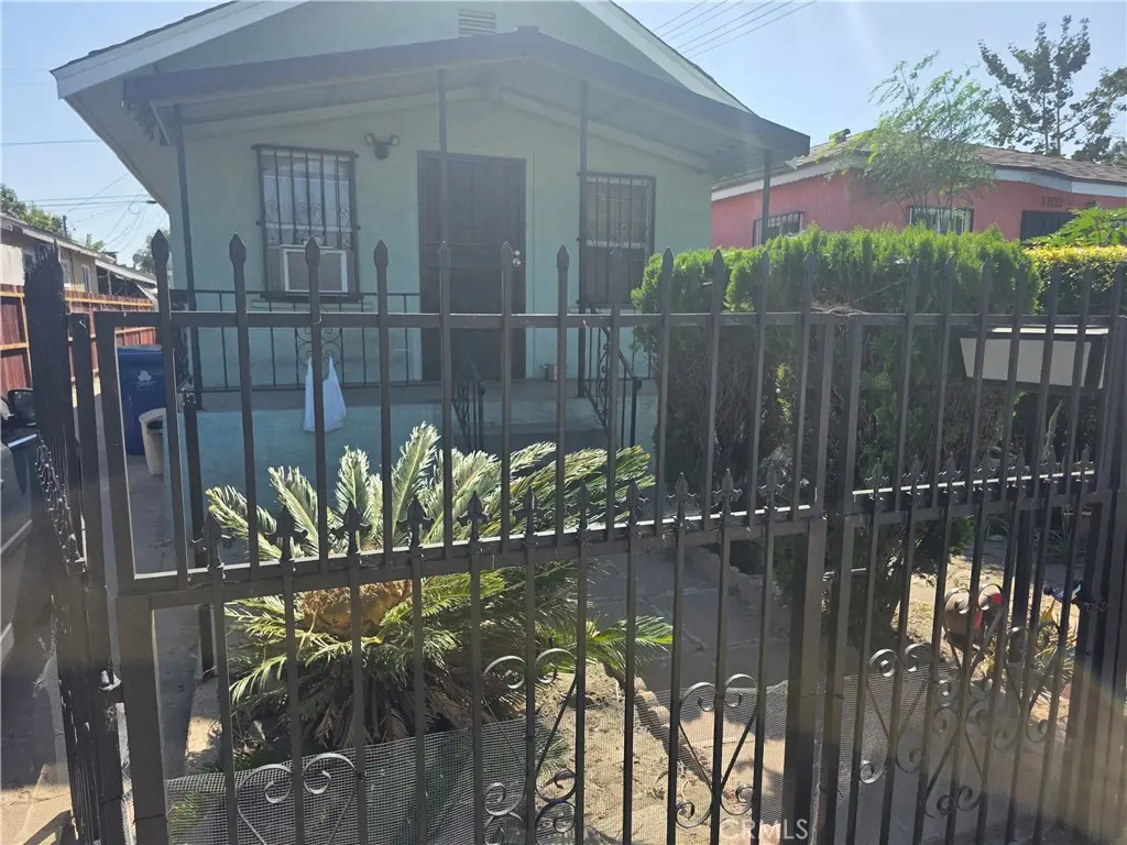 1104 E 102nd, Los Angeles, CA — listing photo 1