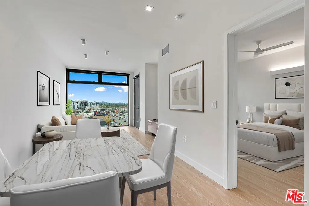 Condominium for rent at 3688 Overland Avenue 722, Los Angeles, CA featuring 1 bed and 1 bath